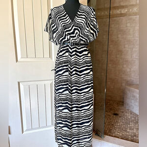 Chico's Black Label Zebra Print Maxi Dress Size 4